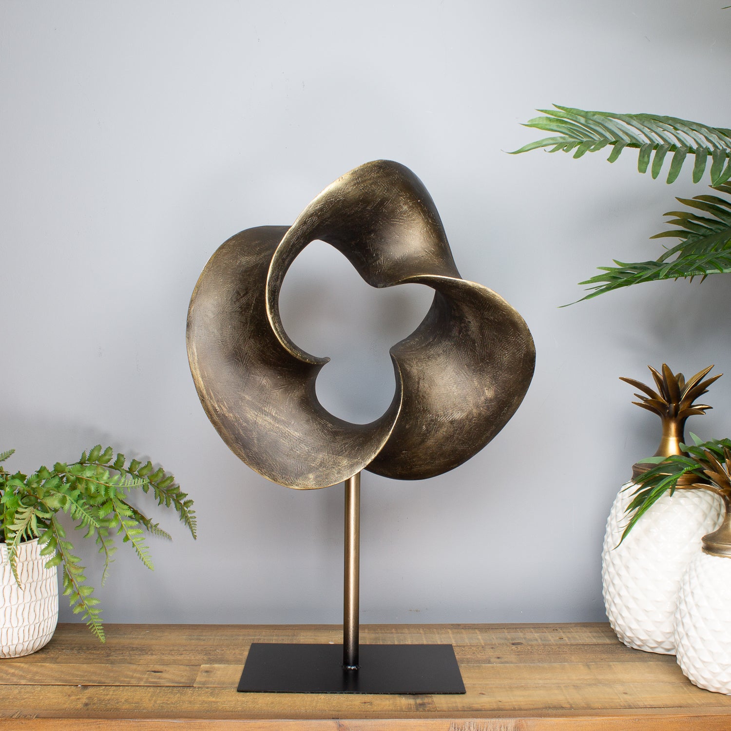 Twisted Round Ribbon Sculpture