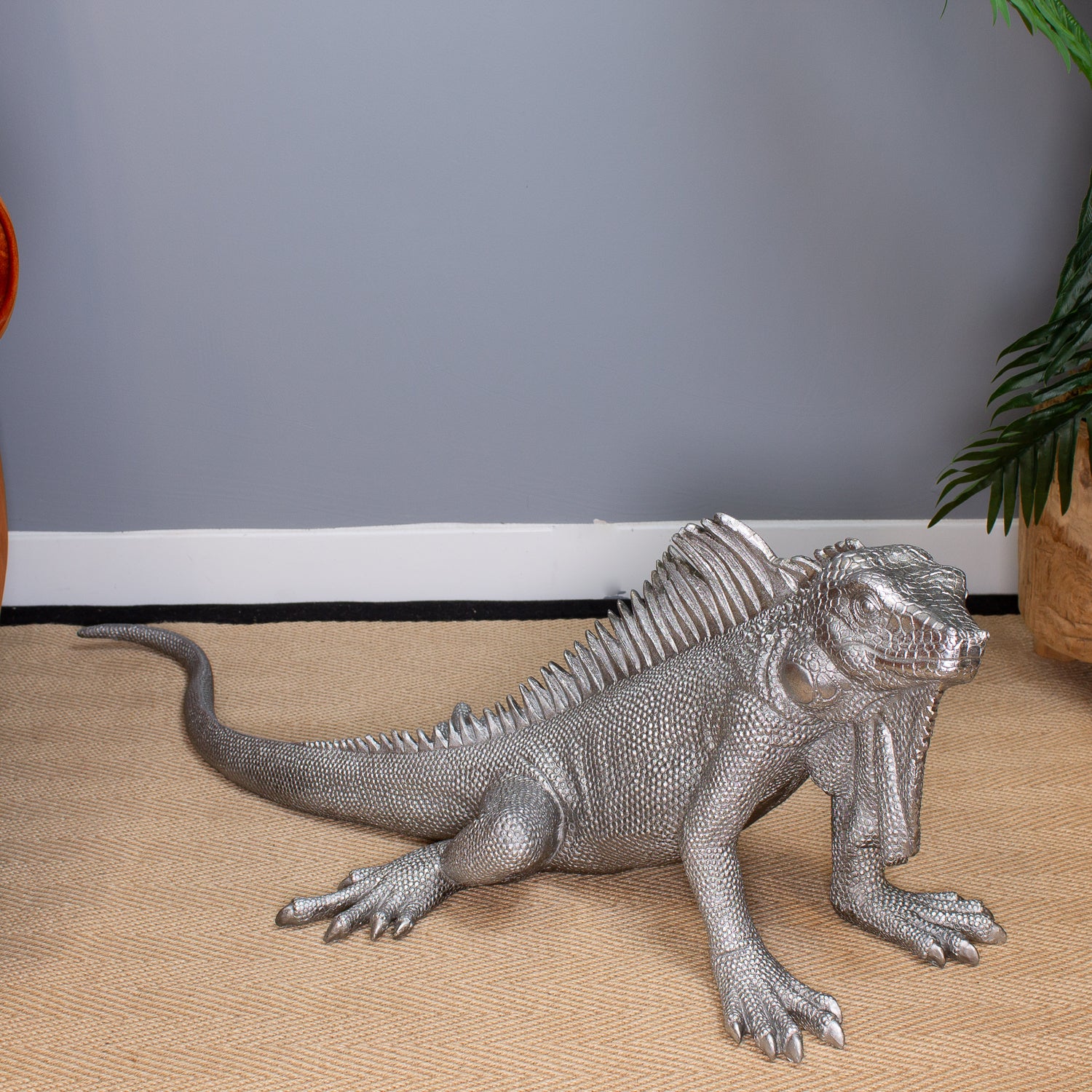 Iguana Sculpture