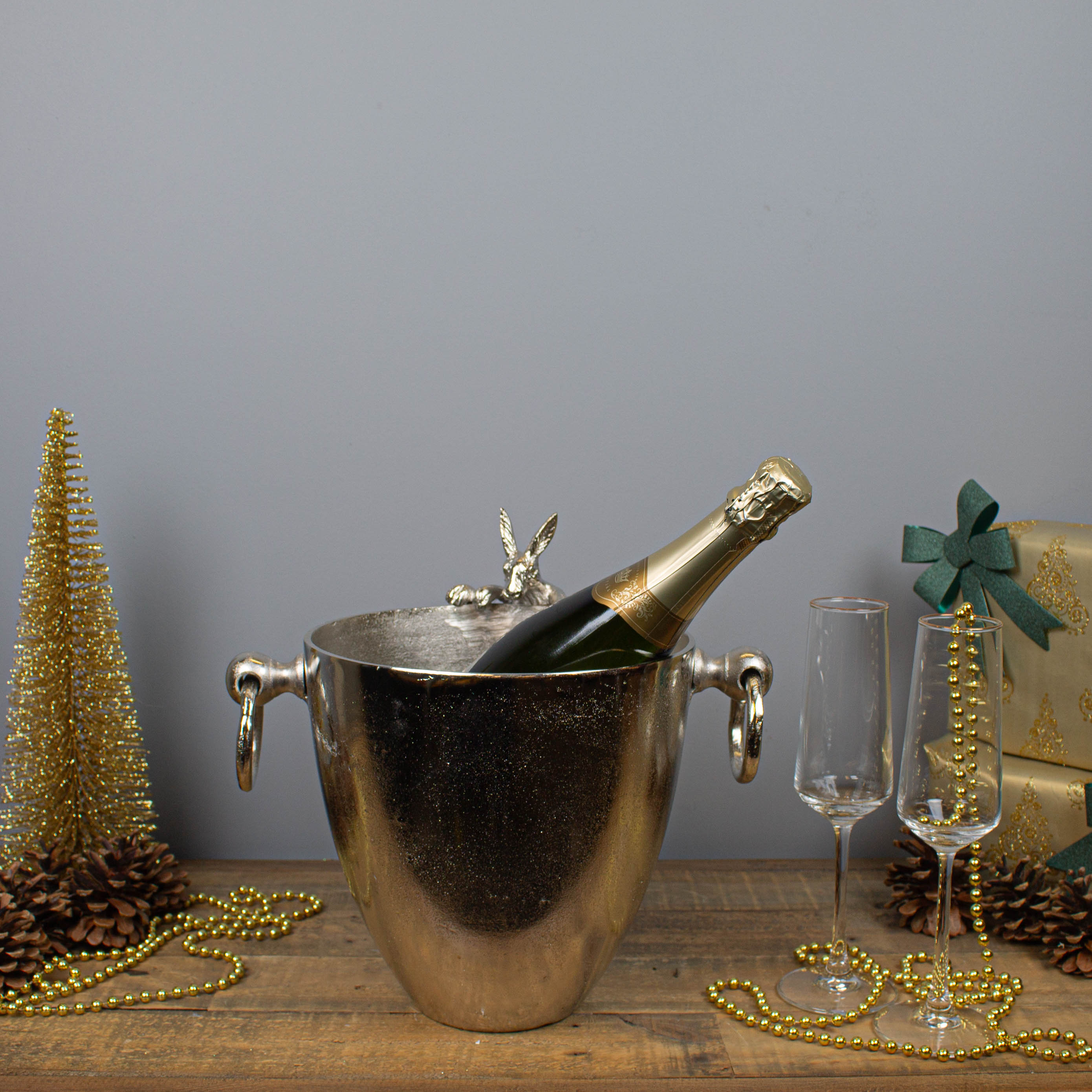 Ice Bucket with Rabbit