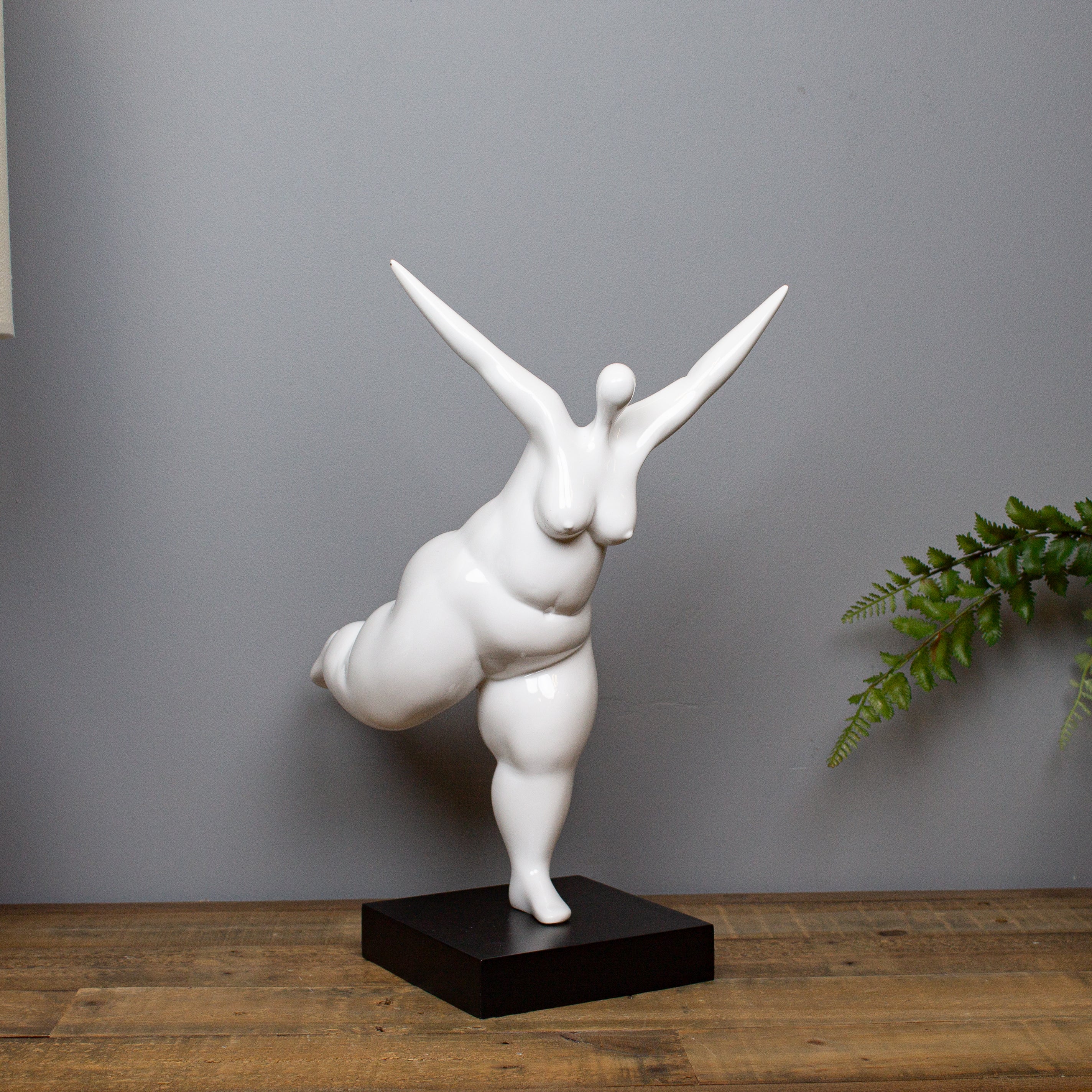Balancing Muse Sculpture, White - 37 cm