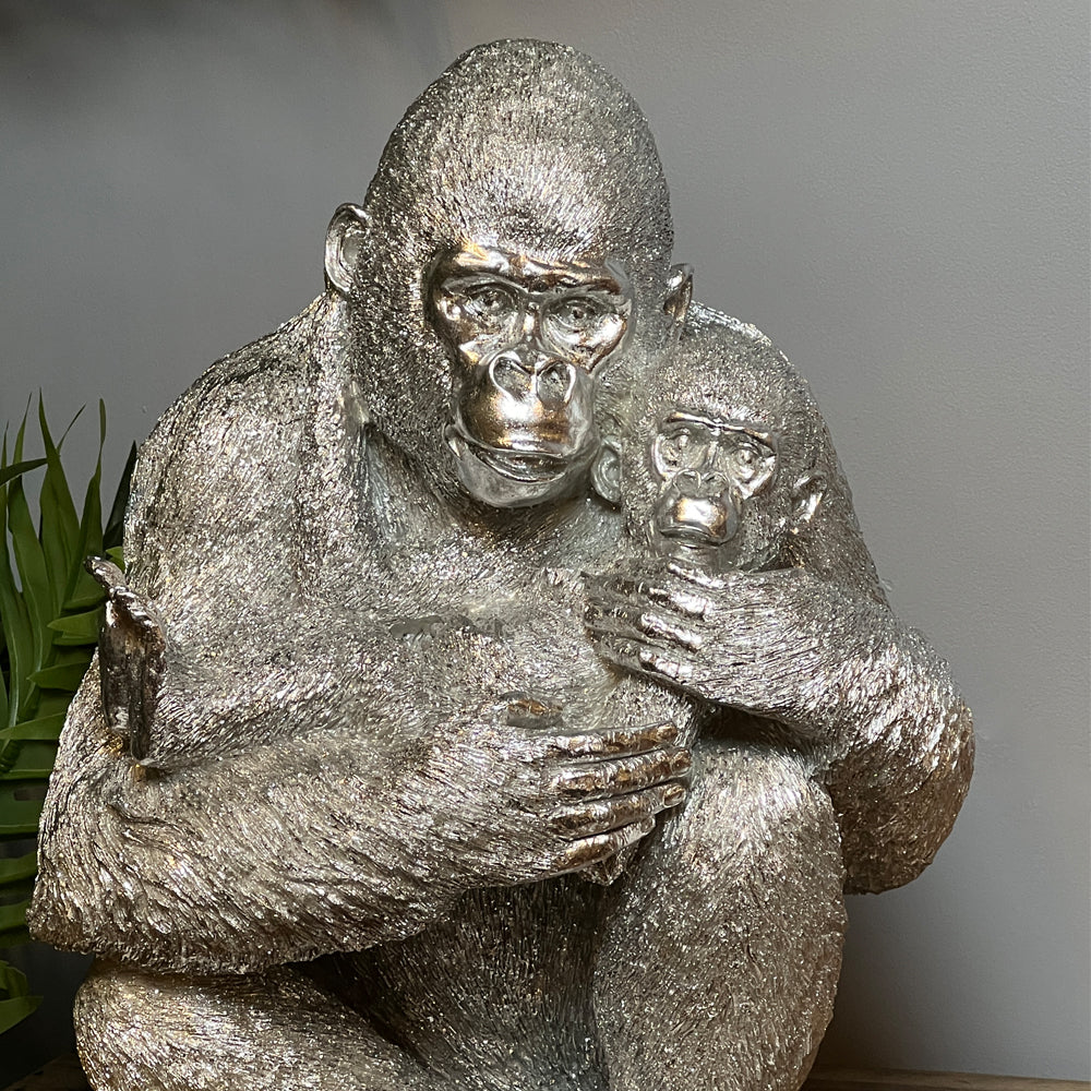 Gorilla & Baby